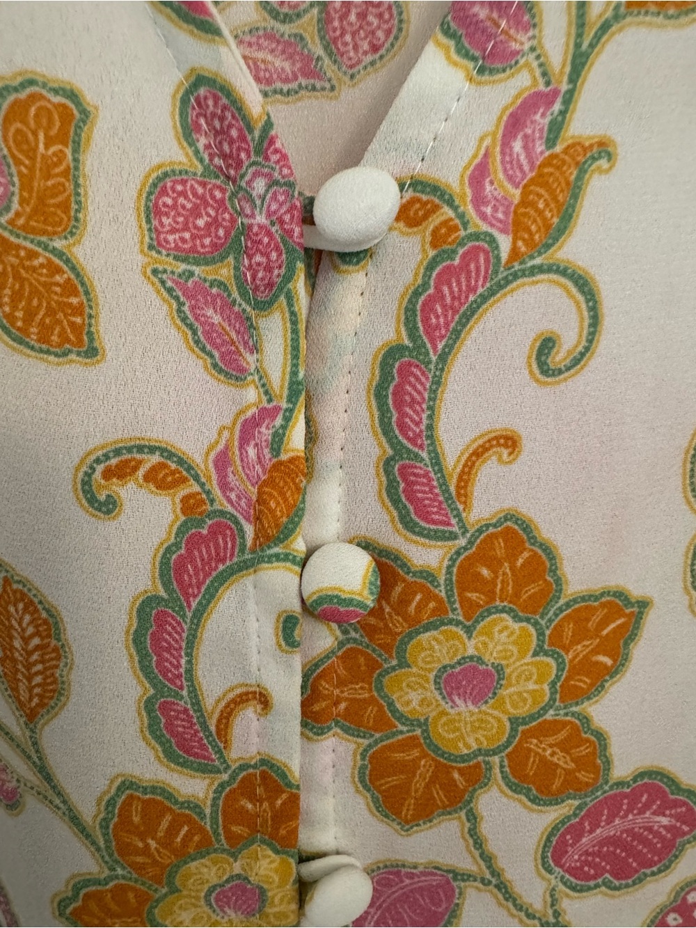 Pleione Floral Sleeveless Button Front Blouse Size Medium - Picture 4 of 7